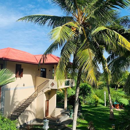 Shangri-Lanka Villa Bentota Eksteriør billede